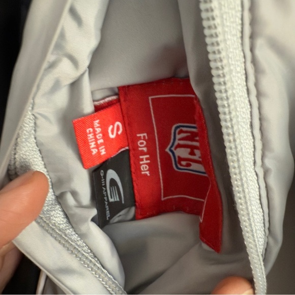 NFL Raiders Vintage Reversible puffer jacket Size: S - Picture 3 of 6